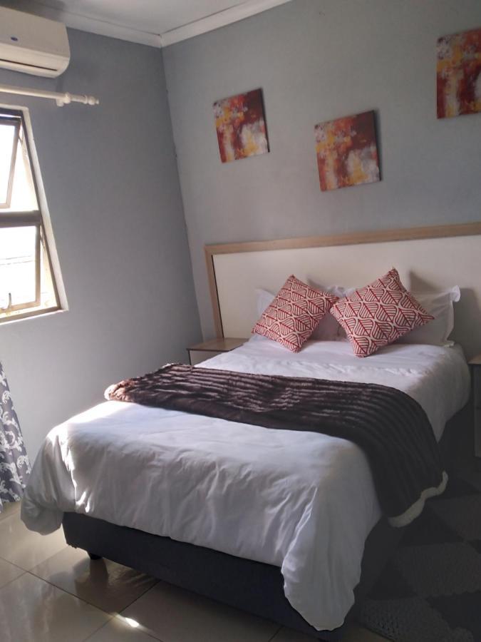 Legugu Bed And Breakfast Nongoma Exteriör bild